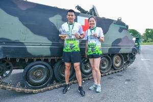 BIB: 294, 1592
                            <button type="button" onclick="openModal(3732213)" class="btn btn-primary btn-sm float-right btn-popup" data-toggle="modal" data-target=".modal-high-quality">
                        <i class="fas fa-shopping-cart"></i> Add to Cart
                    </button>
                                            <button type="button" onclick="isThisMe(3732213, true)" class="btn btn-success btn-sm float-right btn-popup btn-isme hidden" data-toggle="tooltip" data-placement="bottom" title="นี่คือรูปของคุณใช่ไหม คลิกที่นี่เพื่อเอาเข้าอัลบั้ม">
                        <i class="fas fa-plus"></i> Add to album
                    </button>
                    <button type="button" onclick="isThisMe(3732213, false)" class="btn btn-warning btn-sm float-right btn-popup btn-isnotme hidden">
                        <i class="fas fa-ban"></i> Remove from album
                    </button>