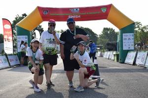 BIB: 167
                            <button type="button" onclick="openModal(3787353)" class="btn btn-primary btn-sm float-right btn-popup" data-toggle="modal" data-target=".modal-high-quality">
                        <i class="fas fa-shopping-cart"></i> Add to Cart
                    </button>
                                            <button type="button" onclick="isThisMe(3787353, true)" class="btn btn-success btn-sm float-right btn-popup btn-isme hidden" data-toggle="tooltip" data-placement="bottom" title="นี่คือรูปของคุณใช่ไหม คลิกที่นี่เพื่อเอาเข้าอัลบั้ม">
                        <i class="fas fa-plus"></i> Add to album
                    </button>
                    <button type="button" onclick="isThisMe(3787353, false)" class="btn btn-warning btn-sm float-right btn-popup btn-isnotme hidden">
                        <i class="fas fa-ban"></i> Remove from album
                    </button>