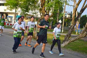 BIB: 982
                            <button type="button" onclick="openModal(3787558)" class="btn btn-primary btn-sm float-right btn-popup" data-toggle="modal" data-target=".modal-high-quality">
                        <i class="fas fa-shopping-cart"></i> Add to Cart
                    </button>
                                            <button type="button" onclick="isThisMe(3787558, true)" class="btn btn-success btn-sm float-right btn-popup btn-isme hidden" data-toggle="tooltip" data-placement="bottom" title="นี่คือรูปของคุณใช่ไหม คลิกที่นี่เพื่อเอาเข้าอัลบั้ม">
                        <i class="fas fa-plus"></i> Add to album
                    </button>
                    <button type="button" onclick="isThisMe(3787558, false)" class="btn btn-warning btn-sm float-right btn-popup btn-isnotme hidden">
                        <i class="fas fa-ban"></i> Remove from album
                    </button>