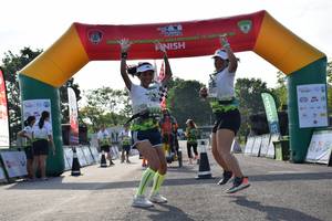 BIB: 2033, 793
                            <button type="button" onclick="openModal(3787406)" class="btn btn-primary btn-sm float-right btn-popup" data-toggle="modal" data-target=".modal-high-quality">
                        <i class="fas fa-shopping-cart"></i> Add to Cart
                    </button>
                                            <button type="button" onclick="isThisMe(3787406, true)" class="btn btn-success btn-sm float-right btn-popup btn-isme hidden" data-toggle="tooltip" data-placement="bottom" title="นี่คือรูปของคุณใช่ไหม คลิกที่นี่เพื่อเอาเข้าอัลบั้ม">
                        <i class="fas fa-plus"></i> Add to album
                    </button>
                    <button type="button" onclick="isThisMe(3787406, false)" class="btn btn-warning btn-sm float-right btn-popup btn-isnotme hidden">
                        <i class="fas fa-ban"></i> Remove from album
                    </button>