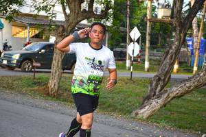 BIB: 332
                            <button type="button" onclick="openModal(3787595)" class="btn btn-primary btn-sm float-right btn-popup" data-toggle="modal" data-target=".modal-high-quality">
                        <i class="fas fa-shopping-cart"></i> Add to Cart
                    </button>
                                            <button type="button" onclick="isThisMe(3787595, true)" class="btn btn-success btn-sm float-right btn-popup btn-isme hidden" data-toggle="tooltip" data-placement="bottom" title="นี่คือรูปของคุณใช่ไหม คลิกที่นี่เพื่อเอาเข้าอัลบั้ม">
                        <i class="fas fa-plus"></i> Add to album
                    </button>
                    <button type="button" onclick="isThisMe(3787595, false)" class="btn btn-warning btn-sm float-right btn-popup btn-isnotme hidden">
                        <i class="fas fa-ban"></i> Remove from album
                    </button>