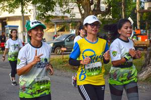 BIB: 1690
                            <button type="button" onclick="openModal(3787494)" class="btn btn-primary btn-sm float-right btn-popup" data-toggle="modal" data-target=".modal-high-quality">
                        <i class="fas fa-shopping-cart"></i> Add to Cart
                    </button>
                                            <button type="button" onclick="isThisMe(3787494, true)" class="btn btn-success btn-sm float-right btn-popup btn-isme hidden" data-toggle="tooltip" data-placement="bottom" title="นี่คือรูปของคุณใช่ไหม คลิกที่นี่เพื่อเอาเข้าอัลบั้ม">
                        <i class="fas fa-plus"></i> Add to album
                    </button>
                    <button type="button" onclick="isThisMe(3787494, false)" class="btn btn-warning btn-sm float-right btn-popup btn-isnotme hidden">
                        <i class="fas fa-ban"></i> Remove from album
                    </button>