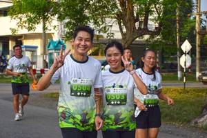 BIB: 0504, 0503, 0880
                            <button type="button" onclick="openModal(3787476)" class="btn btn-primary btn-sm float-right btn-popup" data-toggle="modal" data-target=".modal-high-quality">
                        <i class="fas fa-shopping-cart"></i> Add to Cart
                    </button>
                                            <button type="button" onclick="isThisMe(3787476, true)" class="btn btn-success btn-sm float-right btn-popup btn-isme hidden" data-toggle="tooltip" data-placement="bottom" title="นี่คือรูปของคุณใช่ไหม คลิกที่นี่เพื่อเอาเข้าอัลบั้ม">
                        <i class="fas fa-plus"></i> Add to album
                    </button>
                    <button type="button" onclick="isThisMe(3787476, false)" class="btn btn-warning btn-sm float-right btn-popup btn-isnotme hidden">
                        <i class="fas fa-ban"></i> Remove from album
                    </button>