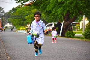 BIB: 880
                            <button type="button" onclick="openModal(3787688)" class="btn btn-primary btn-sm float-right btn-popup" data-toggle="modal" data-target=".modal-high-quality">
                        <i class="fas fa-shopping-cart"></i> Add to Cart
                    </button>
                                            <button type="button" onclick="isThisMe(3787688, true)" class="btn btn-success btn-sm float-right btn-popup btn-isme hidden" data-toggle="tooltip" data-placement="bottom" title="นี่คือรูปของคุณใช่ไหม คลิกที่นี่เพื่อเอาเข้าอัลบั้ม">
                        <i class="fas fa-plus"></i> Add to album
                    </button>
                    <button type="button" onclick="isThisMe(3787688, false)" class="btn btn-warning btn-sm float-right btn-popup btn-isnotme hidden">
                        <i class="fas fa-ban"></i> Remove from album
                    </button>