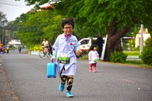 BIB: 880
                            <button type="button" onclick="openModal(3787700)" class="btn btn-primary btn-sm float-right btn-popup" data-toggle="modal" data-target=".modal-high-quality">
                        <i class="fas fa-shopping-cart"></i> Add to Cart
                    </button>
                                            <button type="button" onclick="isThisMe(3787700, true)" class="btn btn-success btn-sm float-right btn-popup btn-isme hidden" data-toggle="tooltip" data-placement="bottom" title="นี่คือรูปของคุณใช่ไหม คลิกที่นี่เพื่อเอาเข้าอัลบั้ม">
                        <i class="fas fa-plus"></i> Add to album
                    </button>
                    <button type="button" onclick="isThisMe(3787700, false)" class="btn btn-warning btn-sm float-right btn-popup btn-isnotme hidden">
                        <i class="fas fa-ban"></i> Remove from album
                    </button>