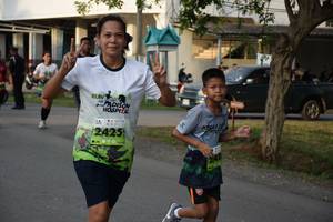 BIB: 2425
                            <button type="button" onclick="openModal(3790958)" class="btn btn-primary btn-sm float-right btn-popup" data-toggle="modal" data-target=".modal-high-quality">
                        <i class="fas fa-shopping-cart"></i> Add to Cart
                    </button>
                                            <button type="button" onclick="isThisMe(3790958, true)" class="btn btn-success btn-sm float-right btn-popup btn-isme hidden" data-toggle="tooltip" data-placement="bottom" title="นี่คือรูปของคุณใช่ไหม คลิกที่นี่เพื่อเอาเข้าอัลบั้ม">
                        <i class="fas fa-plus"></i> Add to album
                    </button>
                    <button type="button" onclick="isThisMe(3790958, false)" class="btn btn-warning btn-sm float-right btn-popup btn-isnotme hidden">
                        <i class="fas fa-ban"></i> Remove from album
                    </button>