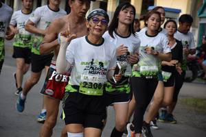 BIB: 2300
                            <button type="button" onclick="openModal(3790343)" class="btn btn-primary btn-sm float-right btn-popup" data-toggle="modal" data-target=".modal-high-quality">
                        <i class="fas fa-shopping-cart"></i> Add to Cart
                    </button>
                                            <button type="button" onclick="isThisMe(3790343, true)" class="btn btn-success btn-sm float-right btn-popup btn-isme hidden" data-toggle="tooltip" data-placement="bottom" title="นี่คือรูปของคุณใช่ไหม คลิกที่นี่เพื่อเอาเข้าอัลบั้ม">
                        <i class="fas fa-plus"></i> Add to album
                    </button>
                    <button type="button" onclick="isThisMe(3790343, false)" class="btn btn-warning btn-sm float-right btn-popup btn-isnotme hidden">
                        <i class="fas fa-ban"></i> Remove from album
                    </button>