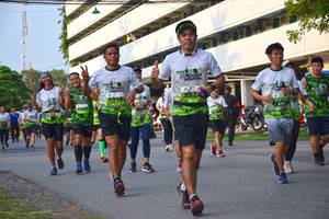 BIB: 
                            <button type="button" onclick="openModal(3791169)" class="btn btn-primary btn-sm float-right btn-popup" data-toggle="modal" data-target=".modal-high-quality">
                        <i class="fas fa-shopping-cart"></i> Add to Cart
                    </button>
                                            <button type="button" onclick="isThisMe(3791169, true)" class="btn btn-success btn-sm float-right btn-popup btn-isme hidden" data-toggle="tooltip" data-placement="bottom" title="นี่คือรูปของคุณใช่ไหม คลิกที่นี่เพื่อเอาเข้าอัลบั้ม">
                        <i class="fas fa-plus"></i> Add to album
                    </button>
                    <button type="button" onclick="isThisMe(3791169, false)" class="btn btn-warning btn-sm float-right btn-popup btn-isnotme hidden">
                        <i class="fas fa-ban"></i> Remove from album
                    </button>