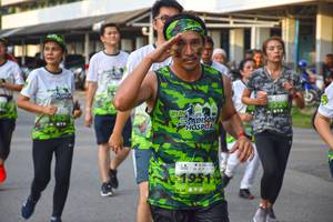 BIB: 1951
                            <button type="button" onclick="openModal(3791229)" class="btn btn-primary btn-sm float-right btn-popup" data-toggle="modal" data-target=".modal-high-quality">
                        <i class="fas fa-shopping-cart"></i> Add to Cart
                    </button>
                                            <button type="button" onclick="isThisMe(3791229, true)" class="btn btn-success btn-sm float-right btn-popup btn-isme hidden" data-toggle="tooltip" data-placement="bottom" title="นี่คือรูปของคุณใช่ไหม คลิกที่นี่เพื่อเอาเข้าอัลบั้ม">
                        <i class="fas fa-plus"></i> Add to album
                    </button>
                    <button type="button" onclick="isThisMe(3791229, false)" class="btn btn-warning btn-sm float-right btn-popup btn-isnotme hidden">
                        <i class="fas fa-ban"></i> Remove from album
                    </button>