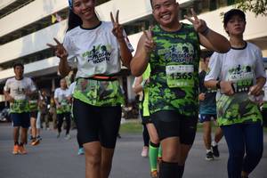 BIB: 1565
                            <button type="button" onclick="openModal(3790529)" class="btn btn-primary btn-sm float-right btn-popup" data-toggle="modal" data-target=".modal-high-quality">
                        <i class="fas fa-shopping-cart"></i> Add to Cart
                    </button>
                                            <button type="button" onclick="isThisMe(3790529, true)" class="btn btn-success btn-sm float-right btn-popup btn-isme hidden" data-toggle="tooltip" data-placement="bottom" title="นี่คือรูปของคุณใช่ไหม คลิกที่นี่เพื่อเอาเข้าอัลบั้ม">
                        <i class="fas fa-plus"></i> Add to album
                    </button>
                    <button type="button" onclick="isThisMe(3790529, false)" class="btn btn-warning btn-sm float-right btn-popup btn-isnotme hidden">
                        <i class="fas fa-ban"></i> Remove from album
                    </button>