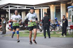 BIB: 
                            <button type="button" onclick="openModal(3788452)" class="btn btn-primary btn-sm float-right btn-popup" data-toggle="modal" data-target=".modal-high-quality">
                        <i class="fas fa-shopping-cart"></i> Add to Cart
                    </button>
                                            <button type="button" onclick="isThisMe(3788452, true)" class="btn btn-success btn-sm float-right btn-popup btn-isme hidden" data-toggle="tooltip" data-placement="bottom" title="นี่คือรูปของคุณใช่ไหม คลิกที่นี่เพื่อเอาเข้าอัลบั้ม">
                        <i class="fas fa-plus"></i> Add to album
                    </button>
                    <button type="button" onclick="isThisMe(3788452, false)" class="btn btn-warning btn-sm float-right btn-popup btn-isnotme hidden">
                        <i class="fas fa-ban"></i> Remove from album
                    </button>