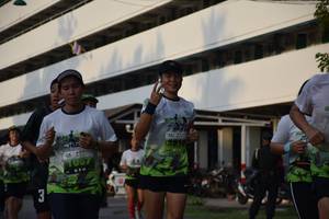 BIB: 
                            <button type="button" onclick="openModal(3790471)" class="btn btn-primary btn-sm float-right btn-popup" data-toggle="modal" data-target=".modal-high-quality">
                        <i class="fas fa-shopping-cart"></i> Add to Cart
                    </button>
                                            <button type="button" onclick="isThisMe(3790471, true)" class="btn btn-success btn-sm float-right btn-popup btn-isme hidden" data-toggle="tooltip" data-placement="bottom" title="นี่คือรูปของคุณใช่ไหม คลิกที่นี่เพื่อเอาเข้าอัลบั้ม">
                        <i class="fas fa-plus"></i> Add to album
                    </button>
                    <button type="button" onclick="isThisMe(3790471, false)" class="btn btn-warning btn-sm float-right btn-popup btn-isnotme hidden">
                        <i class="fas fa-ban"></i> Remove from album
                    </button>