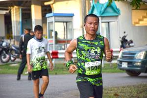 BIB: 1504
                            <button type="button" onclick="openModal(3791053)" class="btn btn-primary btn-sm float-right btn-popup" data-toggle="modal" data-target=".modal-high-quality">
                        <i class="fas fa-shopping-cart"></i> Add to Cart
                    </button>
                                            <button type="button" onclick="isThisMe(3791053, true)" class="btn btn-success btn-sm float-right btn-popup btn-isme hidden" data-toggle="tooltip" data-placement="bottom" title="นี่คือรูปของคุณใช่ไหม คลิกที่นี่เพื่อเอาเข้าอัลบั้ม">
                        <i class="fas fa-plus"></i> Add to album
                    </button>
                    <button type="button" onclick="isThisMe(3791053, false)" class="btn btn-warning btn-sm float-right btn-popup btn-isnotme hidden">
                        <i class="fas fa-ban"></i> Remove from album
                    </button>