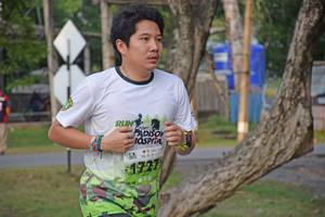 BIB: 1727
                            <button type="button" onclick="openModal(3788793)" class="btn btn-primary btn-sm float-right btn-popup" data-toggle="modal" data-target=".modal-high-quality">
                        <i class="fas fa-shopping-cart"></i> Add to Cart
                    </button>
                                            <button type="button" onclick="isThisMe(3788793, true)" class="btn btn-success btn-sm float-right btn-popup btn-isme hidden" data-toggle="tooltip" data-placement="bottom" title="นี่คือรูปของคุณใช่ไหม คลิกที่นี่เพื่อเอาเข้าอัลบั้ม">
                        <i class="fas fa-plus"></i> Add to album
                    </button>
                    <button type="button" onclick="isThisMe(3788793, false)" class="btn btn-warning btn-sm float-right btn-popup btn-isnotme hidden">
                        <i class="fas fa-ban"></i> Remove from album
                    </button>