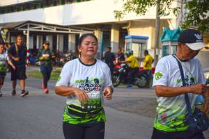 BIB: 0352
                            <button type="button" onclick="openModal(3791238)" class="btn btn-primary btn-sm float-right btn-popup" data-toggle="modal" data-target=".modal-high-quality">
                        <i class="fas fa-shopping-cart"></i> Add to Cart
                    </button>
                                            <button type="button" onclick="isThisMe(3791238, true)" class="btn btn-success btn-sm float-right btn-popup btn-isme hidden" data-toggle="tooltip" data-placement="bottom" title="นี่คือรูปของคุณใช่ไหม คลิกที่นี่เพื่อเอาเข้าอัลบั้ม">
                        <i class="fas fa-plus"></i> Add to album
                    </button>
                    <button type="button" onclick="isThisMe(3791238, false)" class="btn btn-warning btn-sm float-right btn-popup btn-isnotme hidden">
                        <i class="fas fa-ban"></i> Remove from album
                    </button>