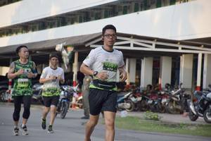 BIB: 1897
                            <button type="button" onclick="openModal(3788623)" class="btn btn-primary btn-sm float-right btn-popup" data-toggle="modal" data-target=".modal-high-quality">
                        <i class="fas fa-shopping-cart"></i> Add to Cart
                    </button>
                                            <button type="button" onclick="isThisMe(3788623, true)" class="btn btn-success btn-sm float-right btn-popup btn-isme hidden" data-toggle="tooltip" data-placement="bottom" title="นี่คือรูปของคุณใช่ไหม คลิกที่นี่เพื่อเอาเข้าอัลบั้ม">
                        <i class="fas fa-plus"></i> Add to album
                    </button>
                    <button type="button" onclick="isThisMe(3788623, false)" class="btn btn-warning btn-sm float-right btn-popup btn-isnotme hidden">
                        <i class="fas fa-ban"></i> Remove from album
                    </button>