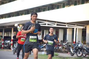 BIB: 4759
                            <button type="button" onclick="openModal(3788614)" class="btn btn-primary btn-sm float-right btn-popup" data-toggle="modal" data-target=".modal-high-quality">
                        <i class="fas fa-shopping-cart"></i> Add to Cart
                    </button>
                                            <button type="button" onclick="isThisMe(3788614, true)" class="btn btn-success btn-sm float-right btn-popup btn-isme hidden" data-toggle="tooltip" data-placement="bottom" title="นี่คือรูปของคุณใช่ไหม คลิกที่นี่เพื่อเอาเข้าอัลบั้ม">
                        <i class="fas fa-plus"></i> Add to album
                    </button>
                    <button type="button" onclick="isThisMe(3788614, false)" class="btn btn-warning btn-sm float-right btn-popup btn-isnotme hidden">
                        <i class="fas fa-ban"></i> Remove from album
                    </button>