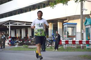 BIB: 12
                            <button type="button" onclick="openModal(3788576)" class="btn btn-primary btn-sm float-right btn-popup" data-toggle="modal" data-target=".modal-high-quality">
                        <i class="fas fa-shopping-cart"></i> Add to Cart
                    </button>
                                            <button type="button" onclick="isThisMe(3788576, true)" class="btn btn-success btn-sm float-right btn-popup btn-isme hidden" data-toggle="tooltip" data-placement="bottom" title="นี่คือรูปของคุณใช่ไหม คลิกที่นี่เพื่อเอาเข้าอัลบั้ม">
                        <i class="fas fa-plus"></i> Add to album
                    </button>
                    <button type="button" onclick="isThisMe(3788576, false)" class="btn btn-warning btn-sm float-right btn-popup btn-isnotme hidden">
                        <i class="fas fa-ban"></i> Remove from album
                    </button>