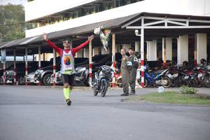 BIB: 2206
                            <button type="button" onclick="openModal(3788465)" class="btn btn-primary btn-sm float-right btn-popup" data-toggle="modal" data-target=".modal-high-quality">
                        <i class="fas fa-shopping-cart"></i> Add to Cart
                    </button>
                                            <button type="button" onclick="isThisMe(3788465, true)" class="btn btn-success btn-sm float-right btn-popup btn-isme hidden" data-toggle="tooltip" data-placement="bottom" title="นี่คือรูปของคุณใช่ไหม คลิกที่นี่เพื่อเอาเข้าอัลบั้ม">
                        <i class="fas fa-plus"></i> Add to album
                    </button>
                    <button type="button" onclick="isThisMe(3788465, false)" class="btn btn-warning btn-sm float-right btn-popup btn-isnotme hidden">
                        <i class="fas fa-ban"></i> Remove from album
                    </button>