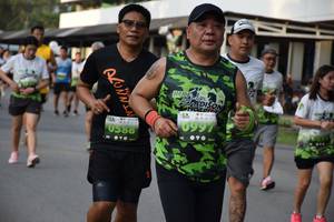 BIB: 4099
                            <button type="button" onclick="openModal(3790330)" class="btn btn-primary btn-sm float-right btn-popup" data-toggle="modal" data-target=".modal-high-quality">
                        <i class="fas fa-shopping-cart"></i> Add to Cart
                    </button>
                                            <button type="button" onclick="isThisMe(3790330, true)" class="btn btn-success btn-sm float-right btn-popup btn-isme hidden" data-toggle="tooltip" data-placement="bottom" title="นี่คือรูปของคุณใช่ไหม คลิกที่นี่เพื่อเอาเข้าอัลบั้ม">
                        <i class="fas fa-plus"></i> Add to album
                    </button>
                    <button type="button" onclick="isThisMe(3790330, false)" class="btn btn-warning btn-sm float-right btn-popup btn-isnotme hidden">
                        <i class="fas fa-ban"></i> Remove from album
                    </button>