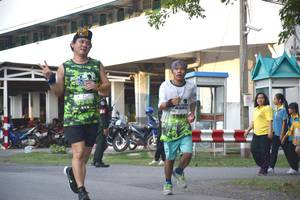 BIB: 544, 1986
                            <button type="button" onclick="openModal(3788568)" class="btn btn-primary btn-sm float-right btn-popup" data-toggle="modal" data-target=".modal-high-quality">
                        <i class="fas fa-shopping-cart"></i> Add to Cart
                    </button>
                                            <button type="button" onclick="isThisMe(3788568, true)" class="btn btn-success btn-sm float-right btn-popup btn-isme hidden" data-toggle="tooltip" data-placement="bottom" title="นี่คือรูปของคุณใช่ไหม คลิกที่นี่เพื่อเอาเข้าอัลบั้ม">
                        <i class="fas fa-plus"></i> Add to album
                    </button>
                    <button type="button" onclick="isThisMe(3788568, false)" class="btn btn-warning btn-sm float-right btn-popup btn-isnotme hidden">
                        <i class="fas fa-ban"></i> Remove from album
                    </button>