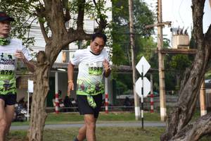 BIB: 1941
                            <button type="button" onclick="openModal(3788512)" class="btn btn-primary btn-sm float-right btn-popup" data-toggle="modal" data-target=".modal-high-quality">
                        <i class="fas fa-shopping-cart"></i> Add to Cart
                    </button>
                                            <button type="button" onclick="isThisMe(3788512, true)" class="btn btn-success btn-sm float-right btn-popup btn-isme hidden" data-toggle="tooltip" data-placement="bottom" title="นี่คือรูปของคุณใช่ไหม คลิกที่นี่เพื่อเอาเข้าอัลบั้ม">
                        <i class="fas fa-plus"></i> Add to album
                    </button>
                    <button type="button" onclick="isThisMe(3788512, false)" class="btn btn-warning btn-sm float-right btn-popup btn-isnotme hidden">
                        <i class="fas fa-ban"></i> Remove from album
                    </button>