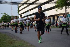 BIB: 
                            <button type="button" onclick="openModal(3790509)" class="btn btn-primary btn-sm float-right btn-popup" data-toggle="modal" data-target=".modal-high-quality">
                        <i class="fas fa-shopping-cart"></i> Add to Cart
                    </button>
                                            <button type="button" onclick="isThisMe(3790509, true)" class="btn btn-success btn-sm float-right btn-popup btn-isme hidden" data-toggle="tooltip" data-placement="bottom" title="นี่คือรูปของคุณใช่ไหม คลิกที่นี่เพื่อเอาเข้าอัลบั้ม">
                        <i class="fas fa-plus"></i> Add to album
                    </button>
                    <button type="button" onclick="isThisMe(3790509, false)" class="btn btn-warning btn-sm float-right btn-popup btn-isnotme hidden">
                        <i class="fas fa-ban"></i> Remove from album
                    </button>