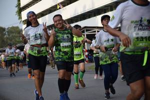 BIB: 1565, 
                            <button type="button" onclick="openModal(3790524)" class="btn btn-primary btn-sm float-right btn-popup" data-toggle="modal" data-target=".modal-high-quality">
                        <i class="fas fa-shopping-cart"></i> Add to Cart
                    </button>
                                            <button type="button" onclick="isThisMe(3790524, true)" class="btn btn-success btn-sm float-right btn-popup btn-isme hidden" data-toggle="tooltip" data-placement="bottom" title="นี่คือรูปของคุณใช่ไหม คลิกที่นี่เพื่อเอาเข้าอัลบั้ม">
                        <i class="fas fa-plus"></i> Add to album
                    </button>
                    <button type="button" onclick="isThisMe(3790524, false)" class="btn btn-warning btn-sm float-right btn-popup btn-isnotme hidden">
                        <i class="fas fa-ban"></i> Remove from album
                    </button>