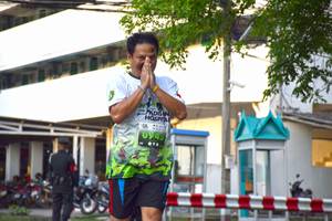 BIB: 943
                            <button type="button" onclick="openModal(3791030)" class="btn btn-primary btn-sm float-right btn-popup" data-toggle="modal" data-target=".modal-high-quality">
                        <i class="fas fa-shopping-cart"></i> Add to Cart
                    </button>
                                            <button type="button" onclick="isThisMe(3791030, true)" class="btn btn-success btn-sm float-right btn-popup btn-isme hidden" data-toggle="tooltip" data-placement="bottom" title="นี่คือรูปของคุณใช่ไหม คลิกที่นี่เพื่อเอาเข้าอัลบั้ม">
                        <i class="fas fa-plus"></i> Add to album
                    </button>
                    <button type="button" onclick="isThisMe(3791030, false)" class="btn btn-warning btn-sm float-right btn-popup btn-isnotme hidden">
                        <i class="fas fa-ban"></i> Remove from album
                    </button>