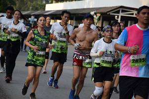 BIB: 1302300, 2675
                            <button type="button" onclick="openModal(3790342)" class="btn btn-primary btn-sm float-right btn-popup" data-toggle="modal" data-target=".modal-high-quality">
                        <i class="fas fa-shopping-cart"></i> Add to Cart
                    </button>
                                            <button type="button" onclick="isThisMe(3790342, true)" class="btn btn-success btn-sm float-right btn-popup btn-isme hidden" data-toggle="tooltip" data-placement="bottom" title="นี่คือรูปของคุณใช่ไหม คลิกที่นี่เพื่อเอาเข้าอัลบั้ม">
                        <i class="fas fa-plus"></i> Add to album
                    </button>
                    <button type="button" onclick="isThisMe(3790342, false)" class="btn btn-warning btn-sm float-right btn-popup btn-isnotme hidden">
                        <i class="fas fa-ban"></i> Remove from album
                    </button>