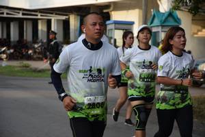 BIB: 
                            <button type="button" onclick="openModal(3790919)" class="btn btn-primary btn-sm float-right btn-popup" data-toggle="modal" data-target=".modal-high-quality">
                        <i class="fas fa-shopping-cart"></i> Add to Cart
                    </button>
                                            <button type="button" onclick="isThisMe(3790919, true)" class="btn btn-success btn-sm float-right btn-popup btn-isme hidden" data-toggle="tooltip" data-placement="bottom" title="นี่คือรูปของคุณใช่ไหม คลิกที่นี่เพื่อเอาเข้าอัลบั้ม">
                        <i class="fas fa-plus"></i> Add to album
                    </button>
                    <button type="button" onclick="isThisMe(3790919, false)" class="btn btn-warning btn-sm float-right btn-popup btn-isnotme hidden">
                        <i class="fas fa-ban"></i> Remove from album
                    </button>