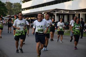 BIB: 
                            <button type="button" onclick="openModal(3790258)" class="btn btn-primary btn-sm float-right btn-popup" data-toggle="modal" data-target=".modal-high-quality">
                        <i class="fas fa-shopping-cart"></i> Add to Cart
                    </button>
                                            <button type="button" onclick="isThisMe(3790258, true)" class="btn btn-success btn-sm float-right btn-popup btn-isme hidden" data-toggle="tooltip" data-placement="bottom" title="นี่คือรูปของคุณใช่ไหม คลิกที่นี่เพื่อเอาเข้าอัลบั้ม">
                        <i class="fas fa-plus"></i> Add to album
                    </button>
                    <button type="button" onclick="isThisMe(3790258, false)" class="btn btn-warning btn-sm float-right btn-popup btn-isnotme hidden">
                        <i class="fas fa-ban"></i> Remove from album
                    </button>