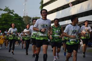 BIB: 2075
                            <button type="button" onclick="openModal(3790455)" class="btn btn-primary btn-sm float-right btn-popup" data-toggle="modal" data-target=".modal-high-quality">
                        <i class="fas fa-shopping-cart"></i> Add to Cart
                    </button>
                                            <button type="button" onclick="isThisMe(3790455, true)" class="btn btn-success btn-sm float-right btn-popup btn-isme hidden" data-toggle="tooltip" data-placement="bottom" title="นี่คือรูปของคุณใช่ไหม คลิกที่นี่เพื่อเอาเข้าอัลบั้ม">
                        <i class="fas fa-plus"></i> Add to album
                    </button>
                    <button type="button" onclick="isThisMe(3790455, false)" class="btn btn-warning btn-sm float-right btn-popup btn-isnotme hidden">
                        <i class="fas fa-ban"></i> Remove from album
                    </button>