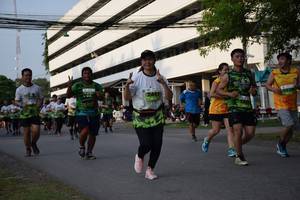 BIB: 
                            <button type="button" onclick="openModal(3790497)" class="btn btn-primary btn-sm float-right btn-popup" data-toggle="modal" data-target=".modal-high-quality">
                        <i class="fas fa-shopping-cart"></i> Add to Cart
                    </button>
                                            <button type="button" onclick="isThisMe(3790497, true)" class="btn btn-success btn-sm float-right btn-popup btn-isme hidden" data-toggle="tooltip" data-placement="bottom" title="นี่คือรูปของคุณใช่ไหม คลิกที่นี่เพื่อเอาเข้าอัลบั้ม">
                        <i class="fas fa-plus"></i> Add to album
                    </button>
                    <button type="button" onclick="isThisMe(3790497, false)" class="btn btn-warning btn-sm float-right btn-popup btn-isnotme hidden">
                        <i class="fas fa-ban"></i> Remove from album
                    </button>