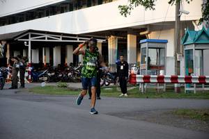 BIB: 1339
                            <button type="button" onclick="openModal(3788508)" class="btn btn-primary btn-sm float-right btn-popup" data-toggle="modal" data-target=".modal-high-quality">
                        <i class="fas fa-shopping-cart"></i> Add to Cart
                    </button>
                                            <button type="button" onclick="isThisMe(3788508, true)" class="btn btn-success btn-sm float-right btn-popup btn-isme hidden" data-toggle="tooltip" data-placement="bottom" title="นี่คือรูปของคุณใช่ไหม คลิกที่นี่เพื่อเอาเข้าอัลบั้ม">
                        <i class="fas fa-plus"></i> Add to album
                    </button>
                    <button type="button" onclick="isThisMe(3788508, false)" class="btn btn-warning btn-sm float-right btn-popup btn-isnotme hidden">
                        <i class="fas fa-ban"></i> Remove from album
                    </button>