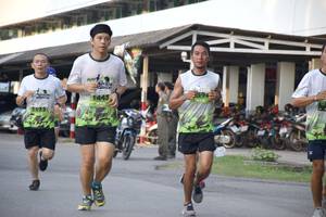 BIB: 2125
                            <button type="button" onclick="openModal(3788622)" class="btn btn-primary btn-sm float-right btn-popup" data-toggle="modal" data-target=".modal-high-quality">
                        <i class="fas fa-shopping-cart"></i> Add to Cart
                    </button>
                                            <button type="button" onclick="isThisMe(3788622, true)" class="btn btn-success btn-sm float-right btn-popup btn-isme hidden" data-toggle="tooltip" data-placement="bottom" title="นี่คือรูปของคุณใช่ไหม คลิกที่นี่เพื่อเอาเข้าอัลบั้ม">
                        <i class="fas fa-plus"></i> Add to album
                    </button>
                    <button type="button" onclick="isThisMe(3788622, false)" class="btn btn-warning btn-sm float-right btn-popup btn-isnotme hidden">
                        <i class="fas fa-ban"></i> Remove from album
                    </button>