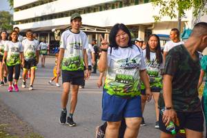 BIB: 894
                            <button type="button" onclick="openModal(3791942)" class="btn btn-primary btn-sm float-right btn-popup" data-toggle="modal" data-target=".modal-high-quality">
                        <i class="fas fa-shopping-cart"></i> Add to Cart
                    </button>
                                            <button type="button" onclick="isThisMe(3791942, true)" class="btn btn-success btn-sm float-right btn-popup btn-isme hidden" data-toggle="tooltip" data-placement="bottom" title="นี่คือรูปของคุณใช่ไหม คลิกที่นี่เพื่อเอาเข้าอัลบั้ม">
                        <i class="fas fa-plus"></i> Add to album
                    </button>
                    <button type="button" onclick="isThisMe(3791942, false)" class="btn btn-warning btn-sm float-right btn-popup btn-isnotme hidden">
                        <i class="fas fa-ban"></i> Remove from album
                    </button>