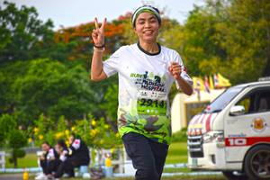 BIB: 2914
                            <button type="button" onclick="openModal(3792293)" class="btn btn-primary btn-sm float-right btn-popup" data-toggle="modal" data-target=".modal-high-quality">
                        <i class="fas fa-shopping-cart"></i> Add to Cart
                    </button>
                                            <button type="button" onclick="isThisMe(3792293, true)" class="btn btn-success btn-sm float-right btn-popup btn-isme hidden" data-toggle="tooltip" data-placement="bottom" title="นี่คือรูปของคุณใช่ไหม คลิกที่นี่เพื่อเอาเข้าอัลบั้ม">
                        <i class="fas fa-plus"></i> Add to album
                    </button>
                    <button type="button" onclick="isThisMe(3792293, false)" class="btn btn-warning btn-sm float-right btn-popup btn-isnotme hidden">
                        <i class="fas fa-ban"></i> Remove from album
                    </button>