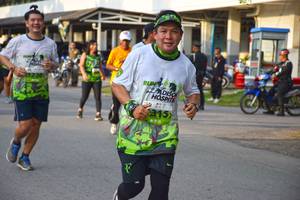 BIB: 1315
                            <button type="button" onclick="openModal(3791675)" class="btn btn-primary btn-sm float-right btn-popup" data-toggle="modal" data-target=".modal-high-quality">
                        <i class="fas fa-shopping-cart"></i> Add to Cart
                    </button>
                                            <button type="button" onclick="isThisMe(3791675, true)" class="btn btn-success btn-sm float-right btn-popup btn-isme hidden" data-toggle="tooltip" data-placement="bottom" title="นี่คือรูปของคุณใช่ไหม คลิกที่นี่เพื่อเอาเข้าอัลบั้ม">
                        <i class="fas fa-plus"></i> Add to album
                    </button>
                    <button type="button" onclick="isThisMe(3791675, false)" class="btn btn-warning btn-sm float-right btn-popup btn-isnotme hidden">
                        <i class="fas fa-ban"></i> Remove from album
                    </button>