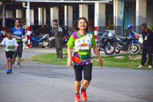 BIB: 2299
                            <button type="button" onclick="openModal(3792062)" class="btn btn-primary btn-sm float-right btn-popup" data-toggle="modal" data-target=".modal-high-quality">
                        <i class="fas fa-shopping-cart"></i> Add to Cart
                    </button>
                                            <button type="button" onclick="isThisMe(3792062, true)" class="btn btn-success btn-sm float-right btn-popup btn-isme hidden" data-toggle="tooltip" data-placement="bottom" title="นี่คือรูปของคุณใช่ไหม คลิกที่นี่เพื่อเอาเข้าอัลบั้ม">
                        <i class="fas fa-plus"></i> Add to album
                    </button>
                    <button type="button" onclick="isThisMe(3792062, false)" class="btn btn-warning btn-sm float-right btn-popup btn-isnotme hidden">
                        <i class="fas fa-ban"></i> Remove from album
                    </button>