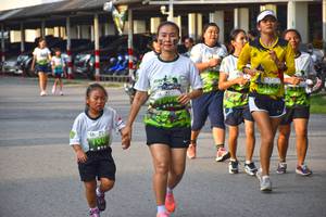 BIB: 1008, 1007, 2146
                            <button type="button" onclick="openModal(3791871)" class="btn btn-primary btn-sm float-right btn-popup" data-toggle="modal" data-target=".modal-high-quality">
                        <i class="fas fa-shopping-cart"></i> Add to Cart
                    </button>
                                            <button type="button" onclick="isThisMe(3791871, true)" class="btn btn-success btn-sm float-right btn-popup btn-isme hidden" data-toggle="tooltip" data-placement="bottom" title="นี่คือรูปของคุณใช่ไหม คลิกที่นี่เพื่อเอาเข้าอัลบั้ม">
                        <i class="fas fa-plus"></i> Add to album
                    </button>
                    <button type="button" onclick="isThisMe(3791871, false)" class="btn btn-warning btn-sm float-right btn-popup btn-isnotme hidden">
                        <i class="fas fa-ban"></i> Remove from album
                    </button>