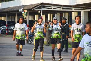 BIB: 1617, 1618, 
                            <button type="button" onclick="openModal(3791907)" class="btn btn-primary btn-sm float-right btn-popup" data-toggle="modal" data-target=".modal-high-quality">
                        <i class="fas fa-shopping-cart"></i> Add to Cart
                    </button>
                                            <button type="button" onclick="isThisMe(3791907, true)" class="btn btn-success btn-sm float-right btn-popup btn-isme hidden" data-toggle="tooltip" data-placement="bottom" title="นี่คือรูปของคุณใช่ไหม คลิกที่นี่เพื่อเอาเข้าอัลบั้ม">
                        <i class="fas fa-plus"></i> Add to album
                    </button>
                    <button type="button" onclick="isThisMe(3791907, false)" class="btn btn-warning btn-sm float-right btn-popup btn-isnotme hidden">
                        <i class="fas fa-ban"></i> Remove from album
                    </button>