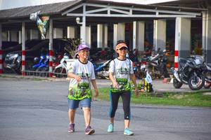 BIB: 469, 470
                            <button type="button" onclick="openModal(3792052)" class="btn btn-primary btn-sm float-right btn-popup" data-toggle="modal" data-target=".modal-high-quality">
                        <i class="fas fa-shopping-cart"></i> Add to Cart
                    </button>
                                            <button type="button" onclick="isThisMe(3792052, true)" class="btn btn-success btn-sm float-right btn-popup btn-isme hidden" data-toggle="tooltip" data-placement="bottom" title="นี่คือรูปของคุณใช่ไหม คลิกที่นี่เพื่อเอาเข้าอัลบั้ม">
                        <i class="fas fa-plus"></i> Add to album
                    </button>
                    <button type="button" onclick="isThisMe(3792052, false)" class="btn btn-warning btn-sm float-right btn-popup btn-isnotme hidden">
                        <i class="fas fa-ban"></i> Remove from album
                    </button>