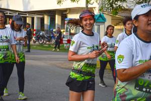 BIB: 1992
                            <button type="button" onclick="openModal(3791823)" class="btn btn-primary btn-sm float-right btn-popup" data-toggle="modal" data-target=".modal-high-quality">
                        <i class="fas fa-shopping-cart"></i> Add to Cart
                    </button>
                                            <button type="button" onclick="isThisMe(3791823, true)" class="btn btn-success btn-sm float-right btn-popup btn-isme hidden" data-toggle="tooltip" data-placement="bottom" title="นี่คือรูปของคุณใช่ไหม คลิกที่นี่เพื่อเอาเข้าอัลบั้ม">
                        <i class="fas fa-plus"></i> Add to album
                    </button>
                    <button type="button" onclick="isThisMe(3791823, false)" class="btn btn-warning btn-sm float-right btn-popup btn-isnotme hidden">
                        <i class="fas fa-ban"></i> Remove from album
                    </button>