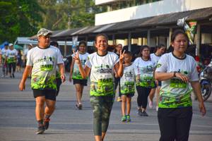 BIB: 1642
                            <button type="button" onclick="openModal(3791911)" class="btn btn-primary btn-sm float-right btn-popup" data-toggle="modal" data-target=".modal-high-quality">
                        <i class="fas fa-shopping-cart"></i> Add to Cart
                    </button>
                                            <button type="button" onclick="isThisMe(3791911, true)" class="btn btn-success btn-sm float-right btn-popup btn-isme hidden" data-toggle="tooltip" data-placement="bottom" title="นี่คือรูปของคุณใช่ไหม คลิกที่นี่เพื่อเอาเข้าอัลบั้ม">
                        <i class="fas fa-plus"></i> Add to album
                    </button>
                    <button type="button" onclick="isThisMe(3791911, false)" class="btn btn-warning btn-sm float-right btn-popup btn-isnotme hidden">
                        <i class="fas fa-ban"></i> Remove from album
                    </button>