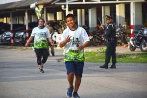 BIB: 1697
                            <button type="button" onclick="openModal(3791752)" class="btn btn-primary btn-sm float-right btn-popup" data-toggle="modal" data-target=".modal-high-quality">
                        <i class="fas fa-shopping-cart"></i> Add to Cart
                    </button>
                                            <button type="button" onclick="isThisMe(3791752, true)" class="btn btn-success btn-sm float-right btn-popup btn-isme hidden" data-toggle="tooltip" data-placement="bottom" title="นี่คือรูปของคุณใช่ไหม คลิกที่นี่เพื่อเอาเข้าอัลบั้ม">
                        <i class="fas fa-plus"></i> Add to album
                    </button>
                    <button type="button" onclick="isThisMe(3791752, false)" class="btn btn-warning btn-sm float-right btn-popup btn-isnotme hidden">
                        <i class="fas fa-ban"></i> Remove from album
                    </button>