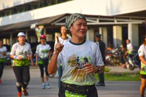 BIB: 1653
                            <button type="button" onclick="openModal(3791956)" class="btn btn-primary btn-sm float-right btn-popup" data-toggle="modal" data-target=".modal-high-quality">
                        <i class="fas fa-shopping-cart"></i> Add to Cart
                    </button>
                                            <button type="button" onclick="isThisMe(3791956, true)" class="btn btn-success btn-sm float-right btn-popup btn-isme hidden" data-toggle="tooltip" data-placement="bottom" title="นี่คือรูปของคุณใช่ไหม คลิกที่นี่เพื่อเอาเข้าอัลบั้ม">
                        <i class="fas fa-plus"></i> Add to album
                    </button>
                    <button type="button" onclick="isThisMe(3791956, false)" class="btn btn-warning btn-sm float-right btn-popup btn-isnotme hidden">
                        <i class="fas fa-ban"></i> Remove from album
                    </button>