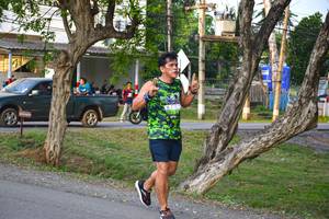 BIB: 584
                            <button type="button" onclick="openModal(3758324)" class="btn btn-primary btn-sm float-right btn-popup" data-toggle="modal" data-target=".modal-high-quality">
                        <i class="fas fa-shopping-cart"></i> Add to Cart
                    </button>
                                            <button type="button" onclick="isThisMe(3758324, true)" class="btn btn-success btn-sm float-right btn-popup btn-isme hidden" data-toggle="tooltip" data-placement="bottom" title="นี่คือรูปของคุณใช่ไหม คลิกที่นี่เพื่อเอาเข้าอัลบั้ม">
                        <i class="fas fa-plus"></i> Add to album
                    </button>
                    <button type="button" onclick="isThisMe(3758324, false)" class="btn btn-warning btn-sm float-right btn-popup btn-isnotme hidden">
                        <i class="fas fa-ban"></i> Remove from album
                    </button>