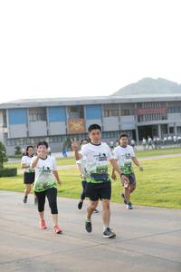 BIB: 983
                            <button type="button" onclick="openModal(3803389)" class="btn btn-primary btn-sm float-right btn-popup" data-toggle="modal" data-target=".modal-high-quality">
                        <i class="fas fa-shopping-cart"></i> Add to Cart
                    </button>
                                            <button type="button" onclick="isThisMe(3803389, true)" class="btn btn-success btn-sm float-right btn-popup btn-isme hidden" data-toggle="tooltip" data-placement="bottom" title="นี่คือรูปของคุณใช่ไหม คลิกที่นี่เพื่อเอาเข้าอัลบั้ม">
                        <i class="fas fa-plus"></i> Add to album
                    </button>
                    <button type="button" onclick="isThisMe(3803389, false)" class="btn btn-warning btn-sm float-right btn-popup btn-isnotme hidden">
                        <i class="fas fa-ban"></i> Remove from album
                    </button>