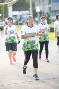 BIB: 324
                            <button type="button" onclick="openModal(3803951)" class="btn btn-primary btn-sm float-right btn-popup" data-toggle="modal" data-target=".modal-high-quality">
                        <i class="fas fa-shopping-cart"></i> Add to Cart
                    </button>
                                            <button type="button" onclick="isThisMe(3803951, true)" class="btn btn-success btn-sm float-right btn-popup btn-isme hidden" data-toggle="tooltip" data-placement="bottom" title="นี่คือรูปของคุณใช่ไหม คลิกที่นี่เพื่อเอาเข้าอัลบั้ม">
                        <i class="fas fa-plus"></i> Add to album
                    </button>
                    <button type="button" onclick="isThisMe(3803951, false)" class="btn btn-warning btn-sm float-right btn-popup btn-isnotme hidden">
                        <i class="fas fa-ban"></i> Remove from album
                    </button>